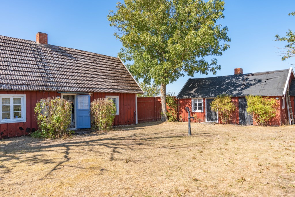 Alvara ängsväg 2
